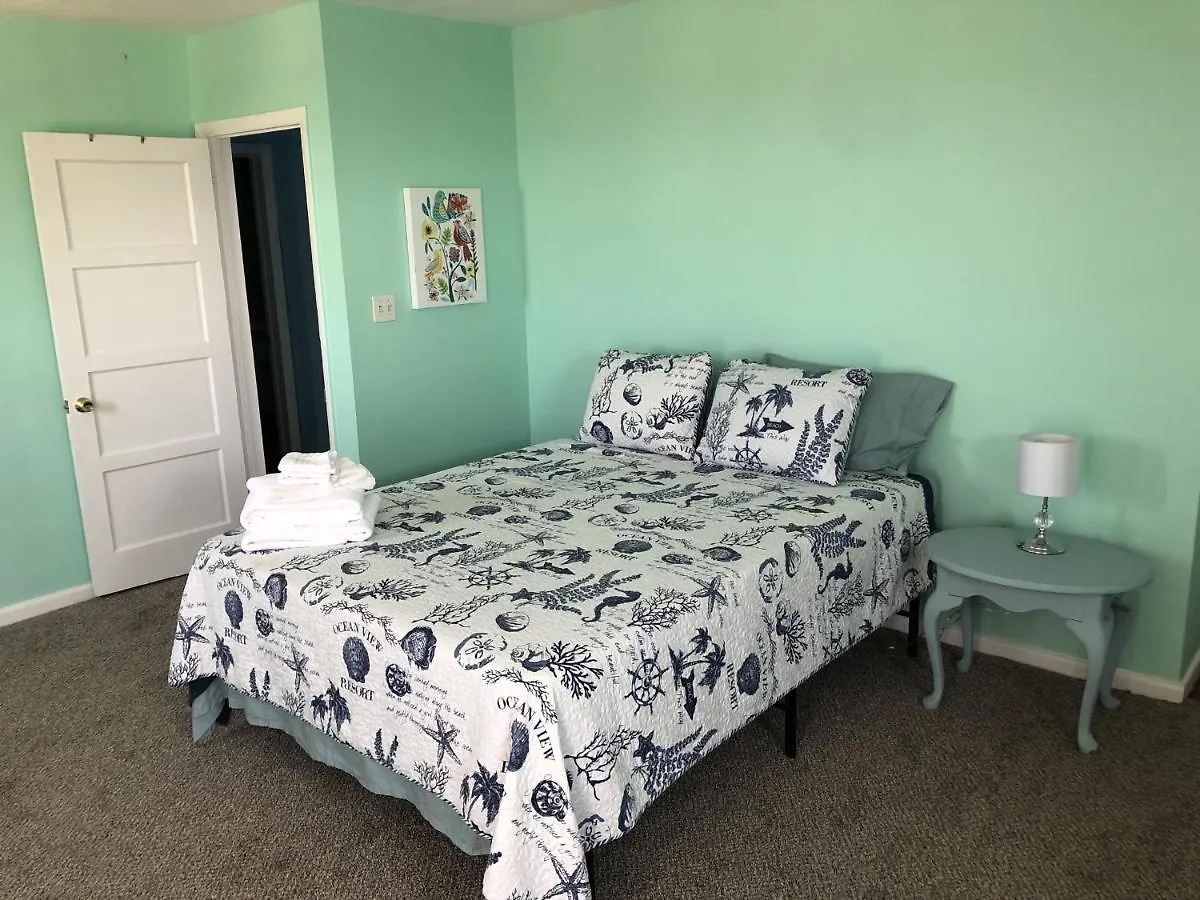 Beach Front On The Bay In Our Rustic, Pet Friendly Cottage Home North Camellia Acres 0*,  United States